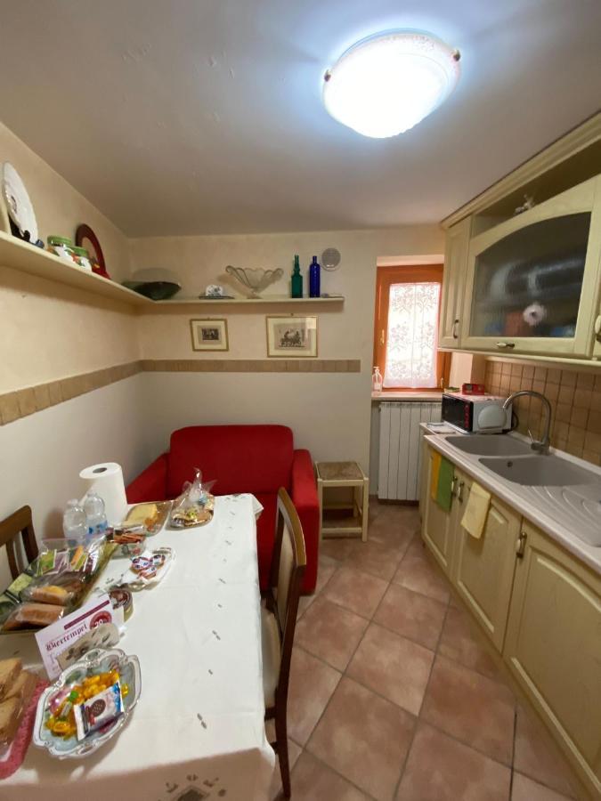 Antico Borgo Bed & Breakfast Fornelli Exterior foto